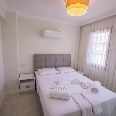 Luxury Holiday Villa, 4 Bedroom With Private Pool Villa